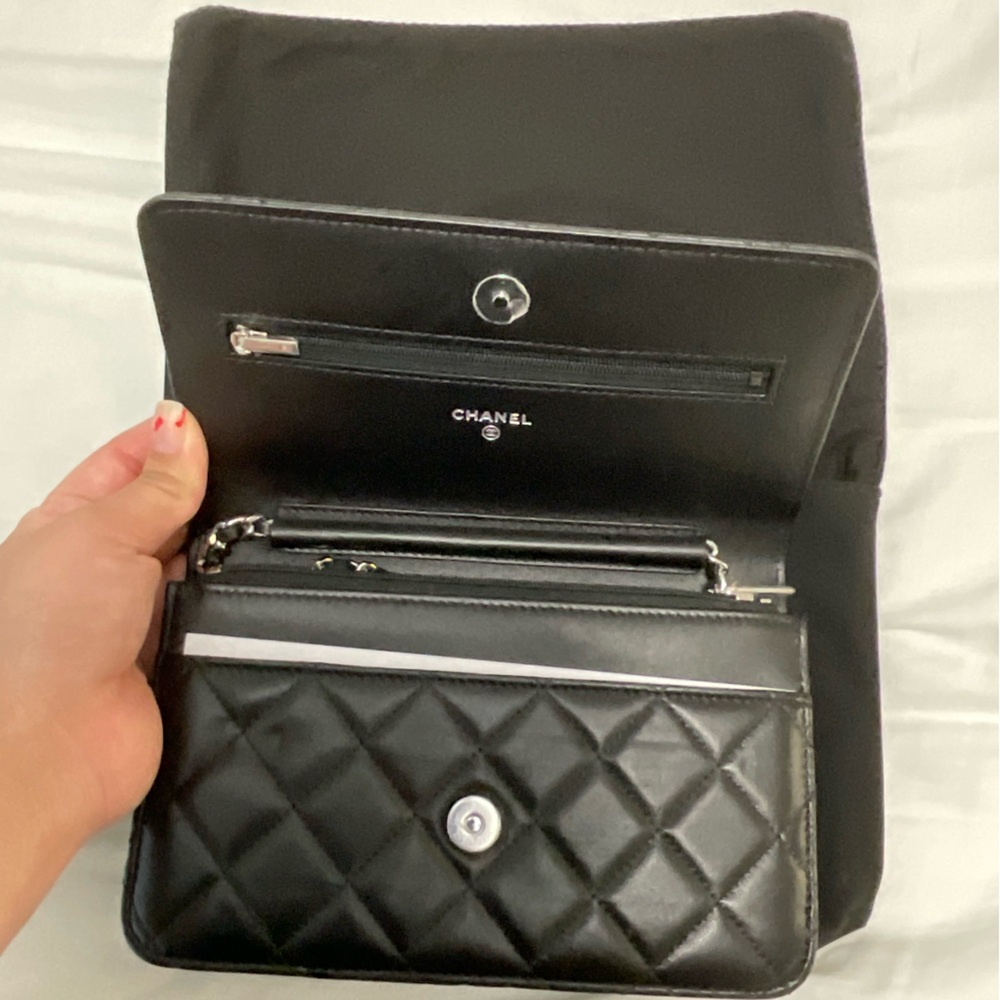 Chanel black wallet on chain Lambskin & Silver-Tone Metal
Black - Picture 7 of 12